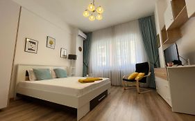 Super Central And Homey Studio Bucharest